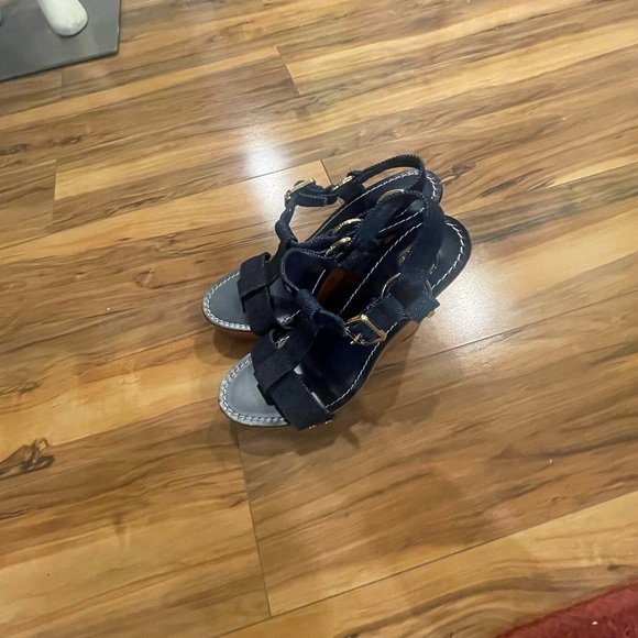 Tory Burch - Picture 1 of 9